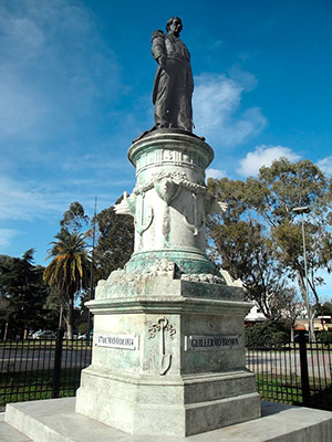 Monumento Alte. Brown